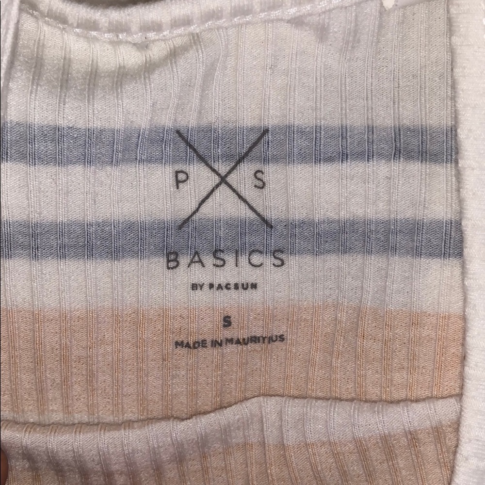 PacSun Crop Top - Picture 2 of 2